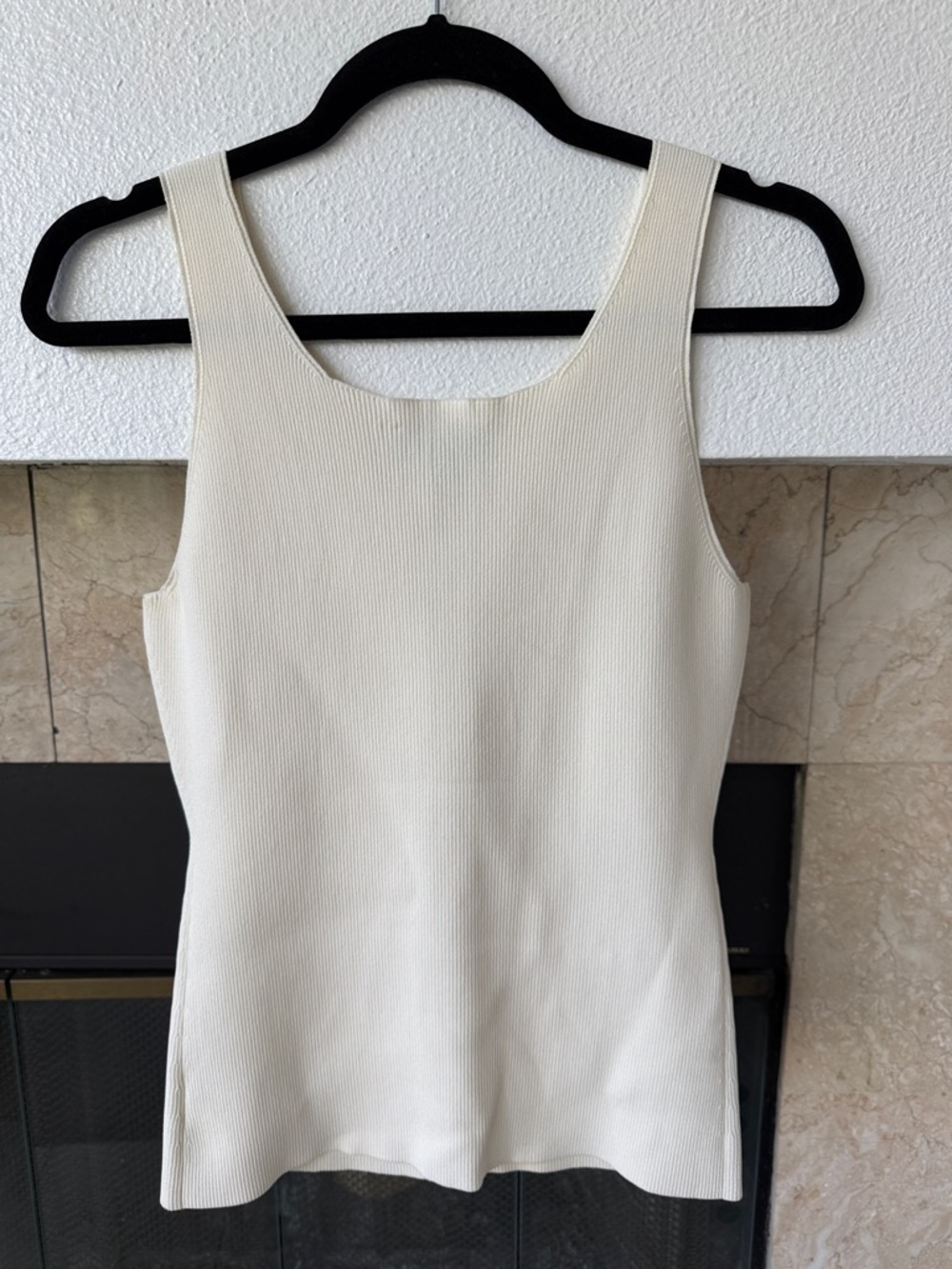 Theory Cream Button-Front Ribbed Tank Top - Picture 4 of 7